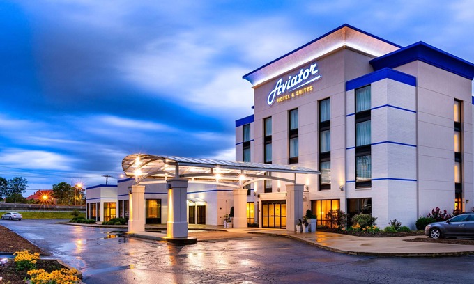 Mehlville Hotel | Explore Aviator Hotel & Suites: Ideal for Family Getaways