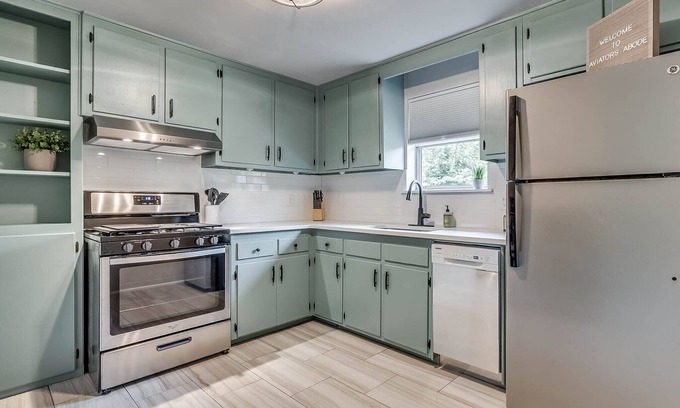 Midwest City House | Newly Renovated Aviators Abode Near TAFB - 10/10 Rated!