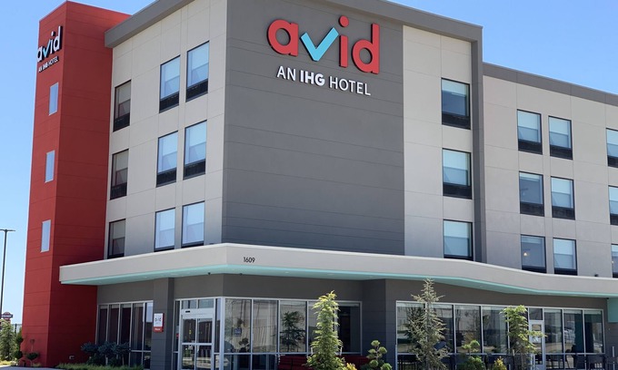 Yukon Hotel | Discover Avid Hotel Yukon: Top-Rated Comfort Awaits