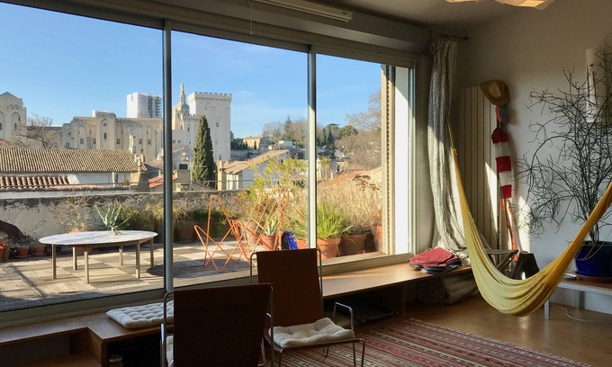 Avignon City Centre Apartment | Stunning Avignon Centre: 2 Terraces & View of the Palace