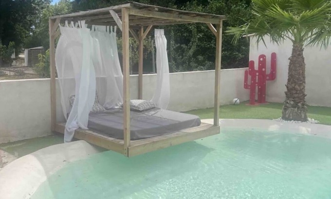 Avignon Apartment | Discover Avignon: A Pet-Friendly Oasis with Pool Access
