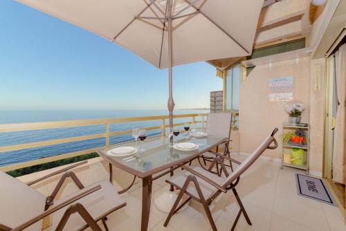 Coveta Fuma Apartment | Relaxing Retreat at Avinguda Jaume I el Conqueridor
