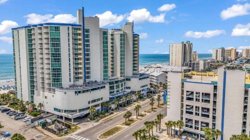 Ocean Drive Resort | Oceanfront Avista Resort - Guest Rated 9/10 with Pool & Hot Tub