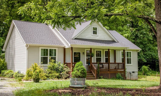 Oakley House | Family-Friendly AVL Home with Hot Tub Near Mtns & City