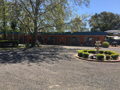 Avoca Hotel | Comfortable Avoca Motel: Family-Friendly with Kitchen Access