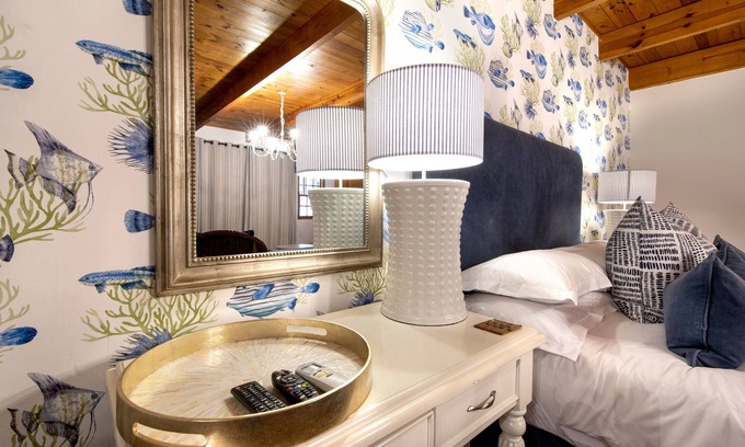 Franschhoek House | Top-Rated Avondrood Guest House with Pool & Spa Amenities