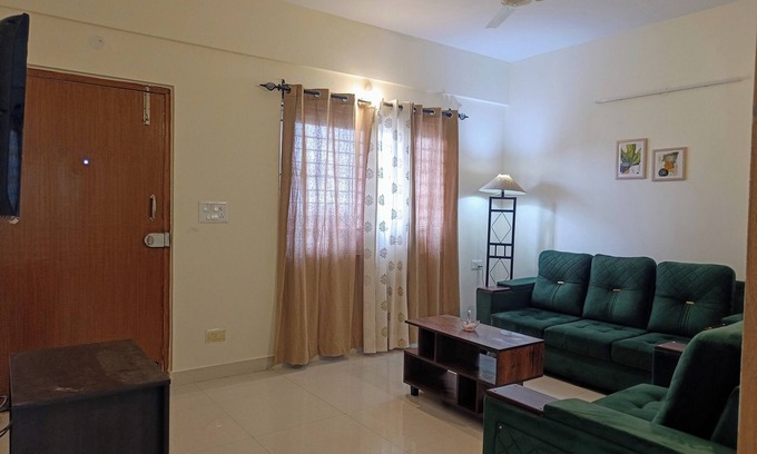 Kalyan Nagar Apartment | Cozy 2BHK Flat Near Shopping & Dining in Kalyan Nagar