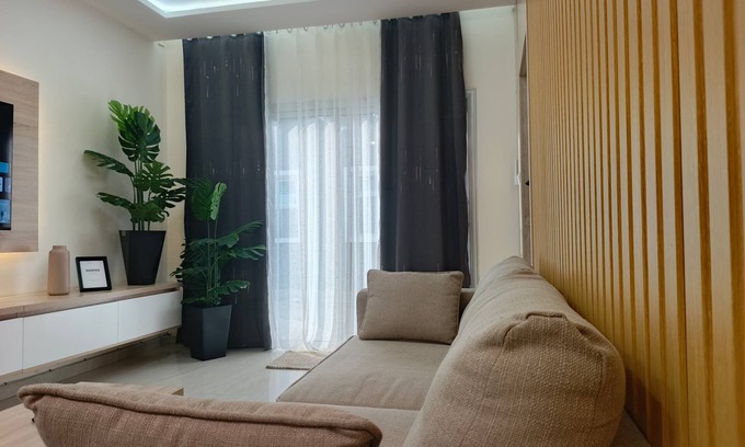 Lome Apartment | AWAKE HOME TWO