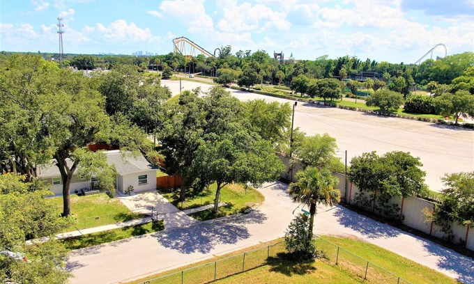 Terrace Park House | Convenient Getaway Near Busch Gardens & Adventure Island