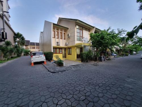 Yogyakarta House | Family-Friendly Awana AT 43 Steps from Malioboro