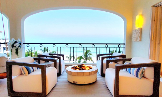 Zona Hotelera Condo | Award-Winning Designer Penthouse with Oceanfront Views