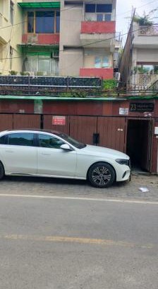 Hanuman Road Area House | Convenient Awasthi Kozi Stays B&B - Near VFS Services
