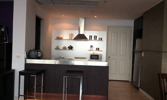 Bang Lamphu Lang Apartment | Relax by the Chaopraya River at Away Baansatorn