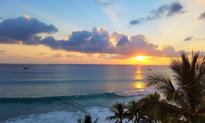 Historic Kailua Village Condo | Unforgettable 7th Floor Penthouse with Oceanfront Views