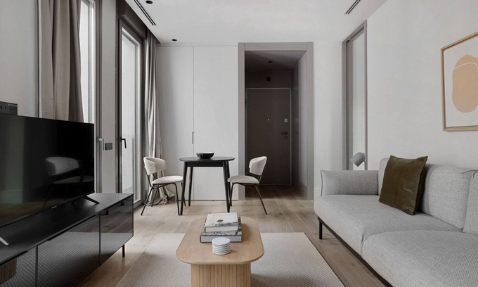 Almagro Apartment | Inviting Almagro 1BR with Pool & Gym, Steps from Nightlife