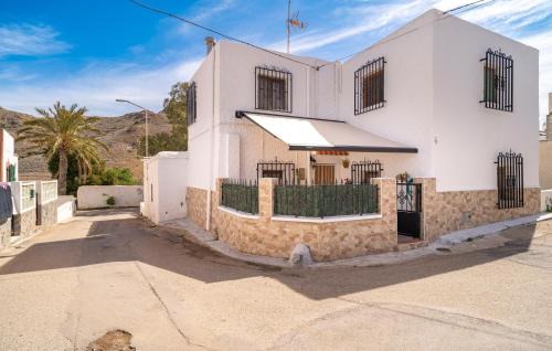 Nijar Apartment | Family-Friendly Apartment in Hortichuelas with Kitchenette