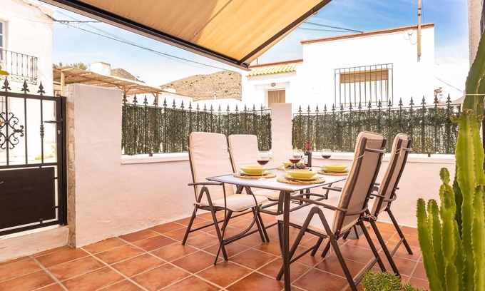Nijar Apartment | Relaxing Getaway in a Cozy Vacation Apartment with Spa
