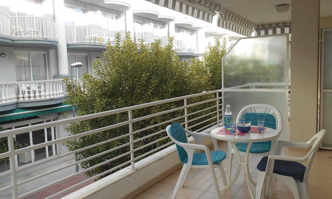 Tossa de Mar Apartment | Bright Beachside Apartment with Ocean View and Spa Access