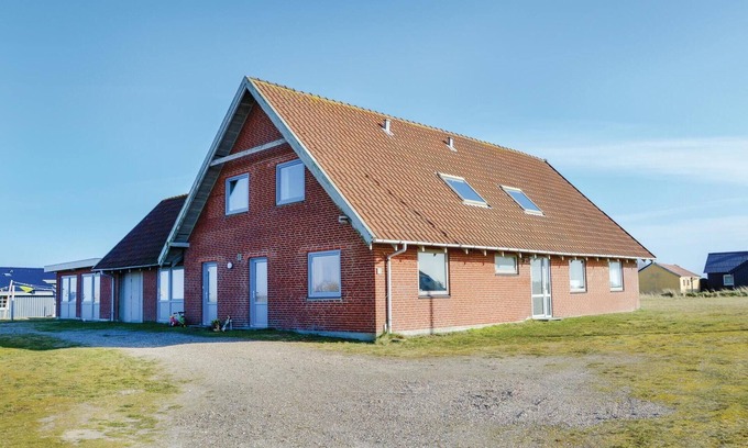 Nørre Lyngvig Apartment | Cozy 1 Bedroom Retreat with Ocean Views in Hvide Sande