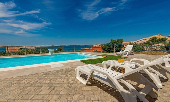 Kustici Apartment | Modern Vacation Apartment with Sea View & Pool Access