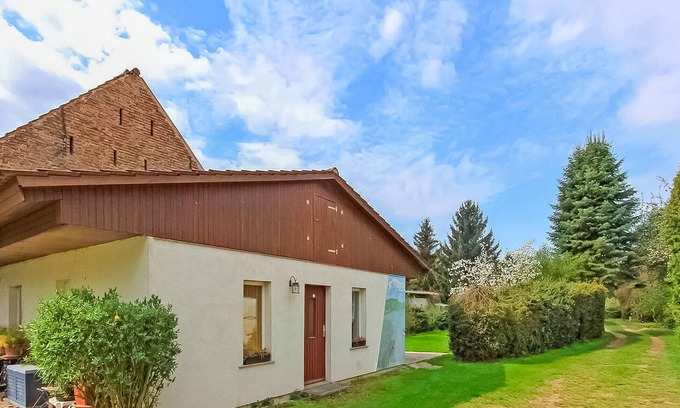 Koenigs Wusterhausen House | Relaxing 1 Bedroom Stay in Königs Wusterhausen OT