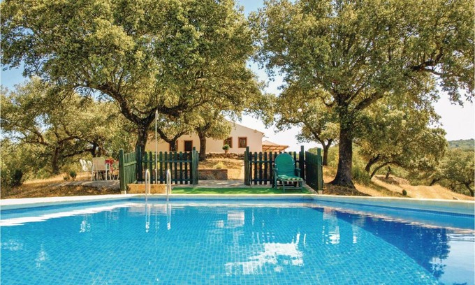Villaviciosa de Cordoba House | Cozy Retreat in Villaviciosa De Córdo - 4-Star Stay