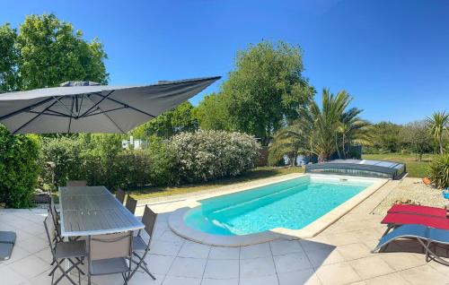 Sainte-Gemme-la-Plaine House | Delightful Stay at Awesome Home in Sainte-Gemme-La-Plaine