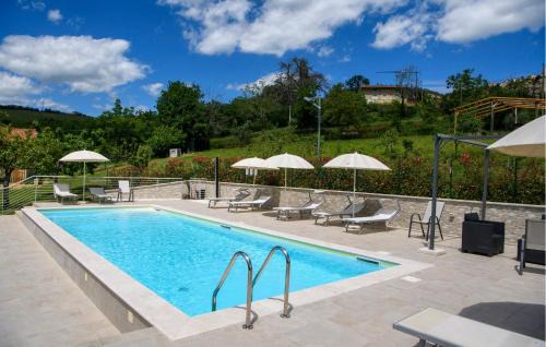 Montefalcone Appennino House | Cozy 5 Bedroom Home in Montefalcone with Pool and Pet Friendly