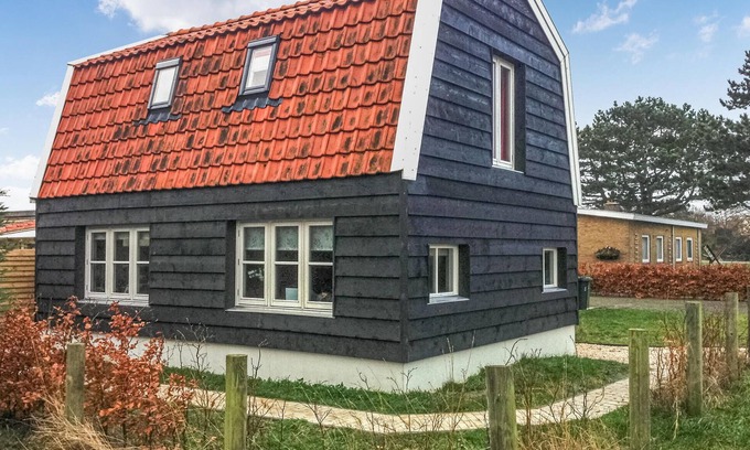 Egmond aan den Hoef House | Comfortable 2 Bedroom Stay with Ocean View in Egmond aan der Hoef