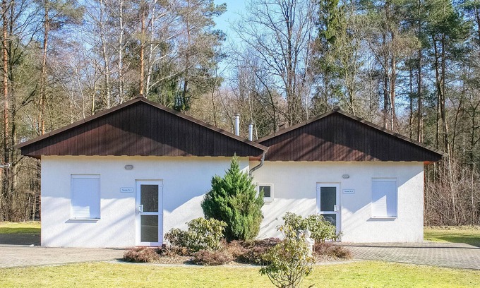 Oberohe House | Cozy 1 Bedroom Getaway in Faßberg/Heidesee with Pool