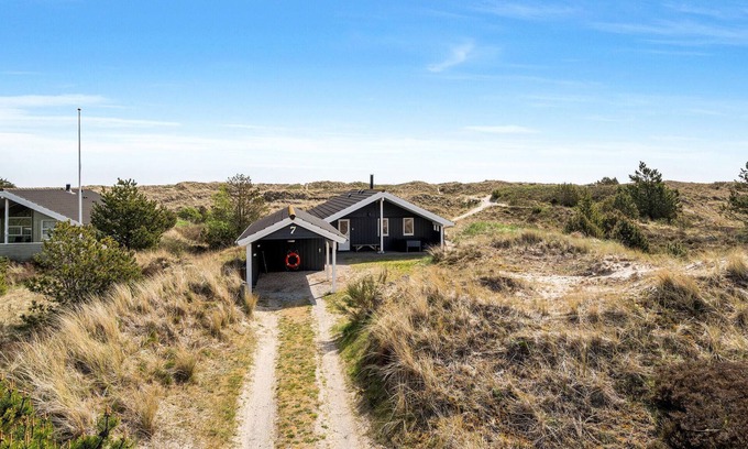Aalbaek House | Beachfront Getaway with Ocean Views and Pet-Friendly Perks