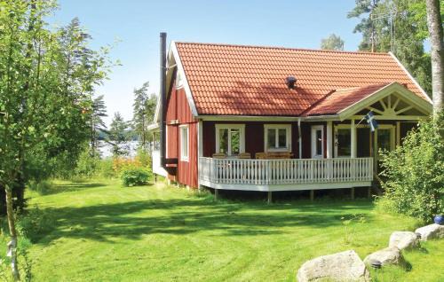 Annerstad House | Relaxing Retreat in Annerstad with Sauna & Family Amenities