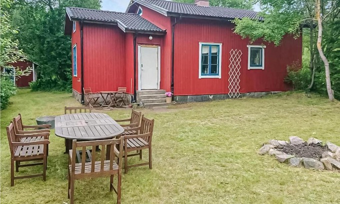 Bjarnum House | Inviting Home In Bjrnum With Wifi, Pet & Child Friendly