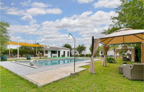 El Coronil House | Cozy Pet Friendly Retreat in El Coronil with Wifi