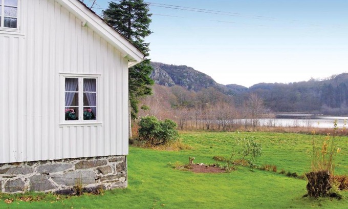 Farsund House | Inviting Home with Lake View in Farsund for Families