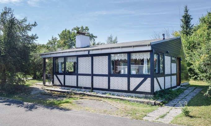 Ferienhausgebiet Hillenseifen House | Pet-Friendly 3 Bedroom Accommodation in Gerolstein
