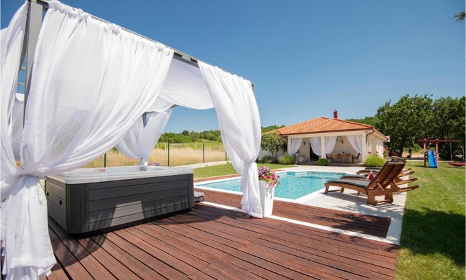 Imotski House | Delightful Gornji Vinjani Home with Pool and Pet-Friendly Perks
