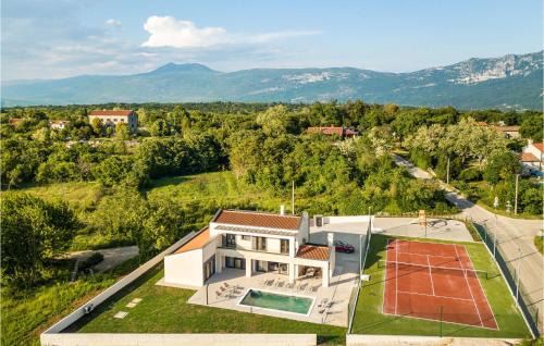 Sveta Nedelja House | Relaxing Retreat in Jurazini with Pool and Sauna Access