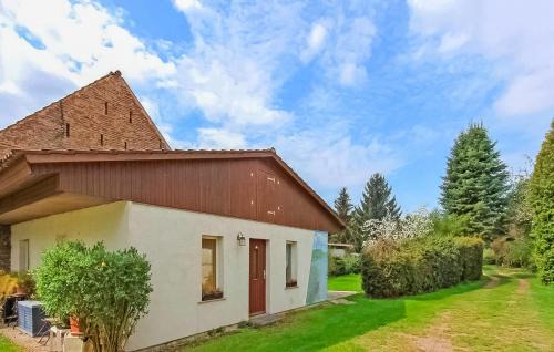 Koenigs Wusterhausen House | Delightful Stay in Königs Wusterhausen with Free WiFi