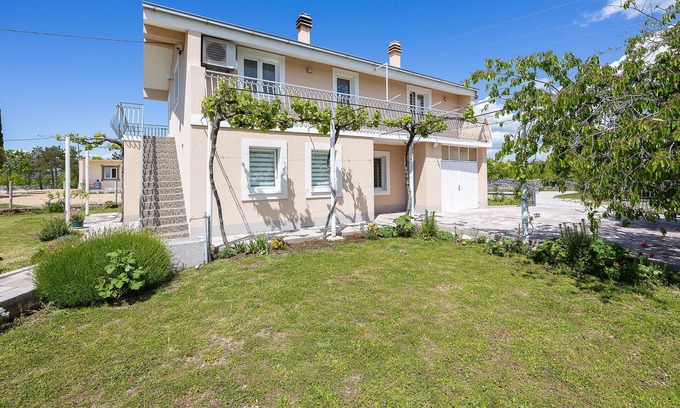Sestanovac House | Relax in a Peaceful Vacation Home with Family-Friendly Amenities