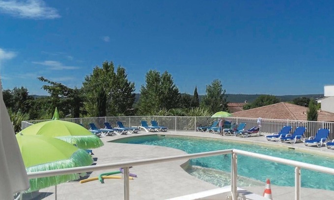 Montauroux House | Inviting Vacation Home with Heated Pool & Family Amenities