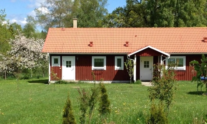 Ryd House | Comfortable 2 Bedroom Stay in Ryd with Top-notch Amenities