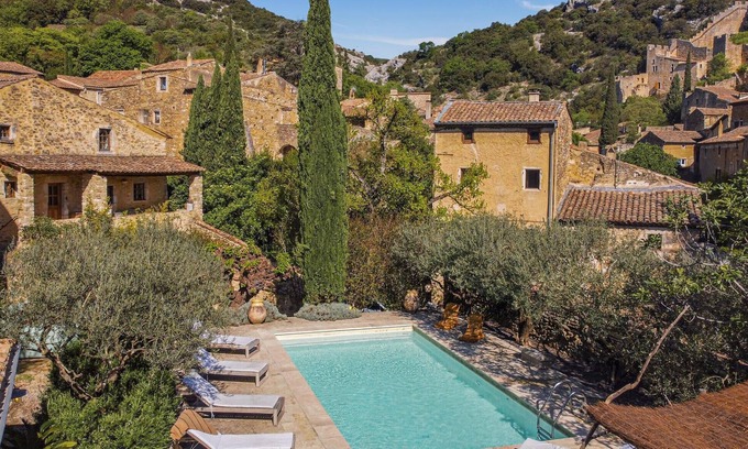 Saint-Montan House | Premier 6 Bedroom Retreat in Saint-Montant with Pool