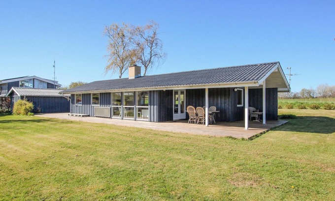 Langemark House | Experience Breathtaking Sea Views in Our Terrace Home