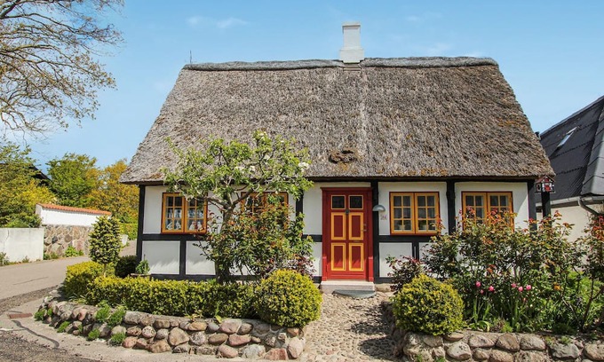 Samsø House | Unforgettable Stay in an Idyllic Vacation Home with Spa