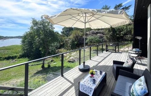 Hvaler House | Cozy Home in Skjrhalden with Family-Friendly Kitchen