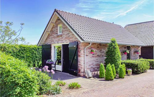 Udenhout House | Welcoming Home in Udenhout with Free Wifi for Families