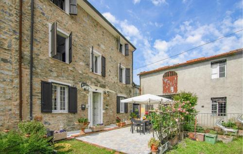 Valpromaro House | Family-Friendly 3 Bedroom Home in Valpromaro Awaits You