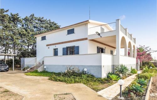 Santa Croce Camerina House | Family-Friendly 3 Bedroom Home in Santa Croce Camerina