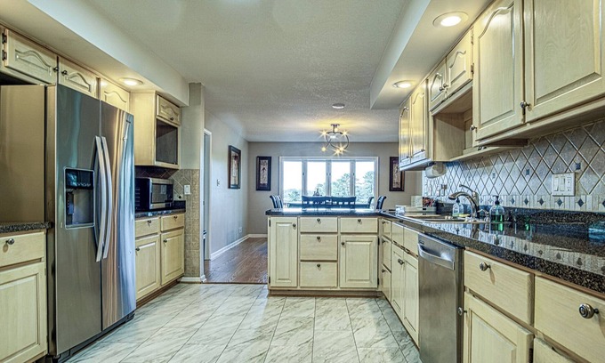 Hot Springs Village House | Unforgettable Lake Views with Game Room & Private Dock